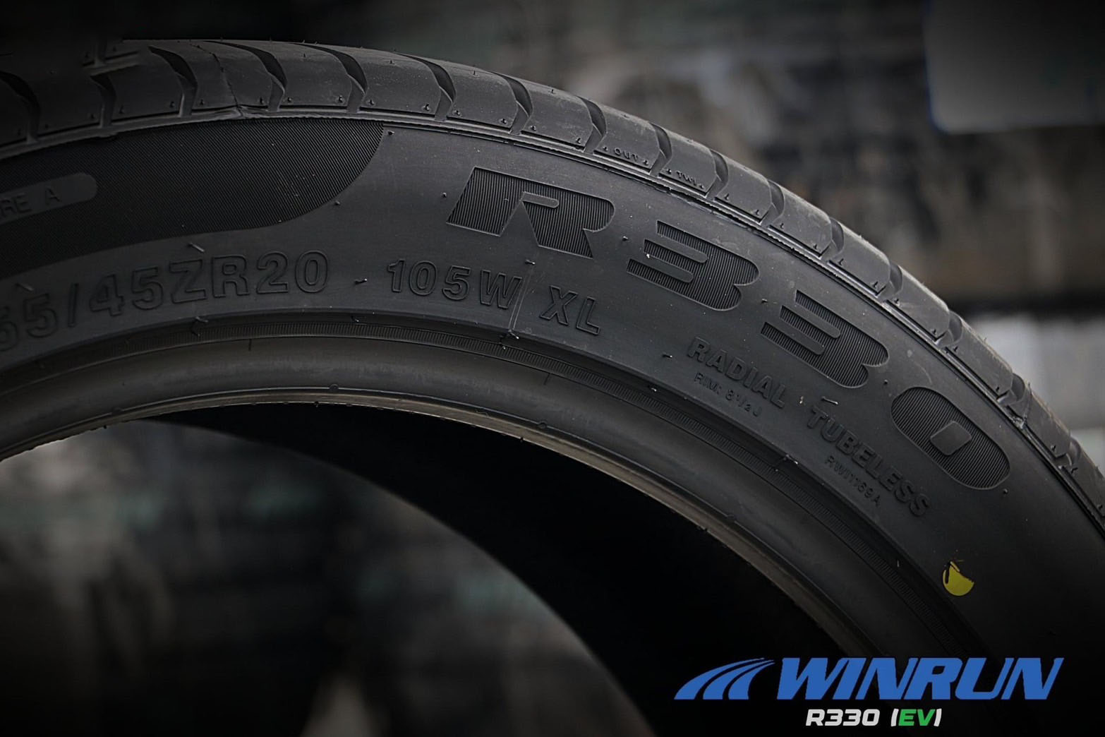 ยาง WINRUN R330 EV W-Silent ขนาด 235-50-18