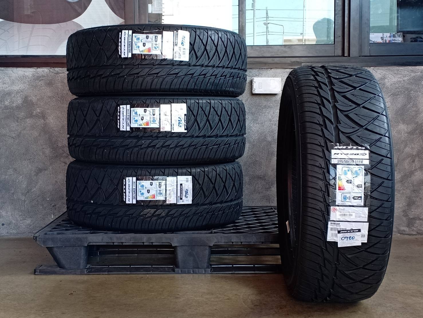 ยางNITTO NT420SDนาด 265/60-18 ราคาพิเศษ สั่งได้