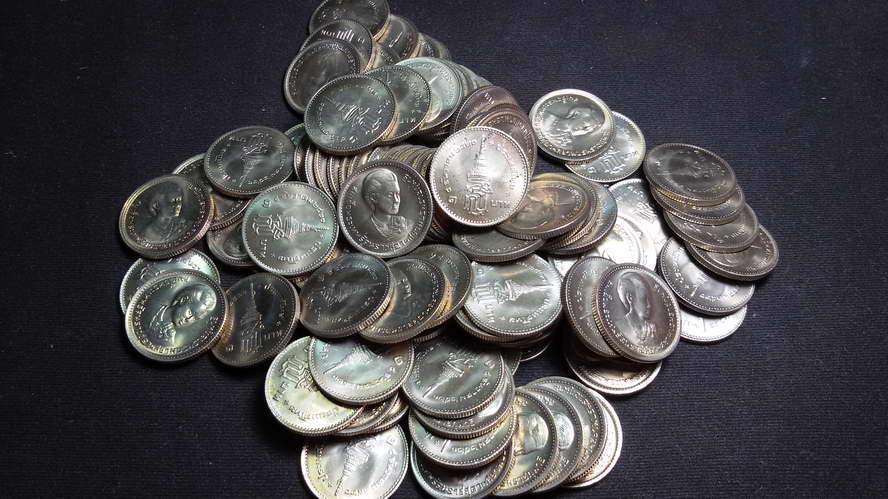 เหรียญ 1 บาท สถานปนาสมเด็จพระเทพรัตนราชสุดา 2520 UNC