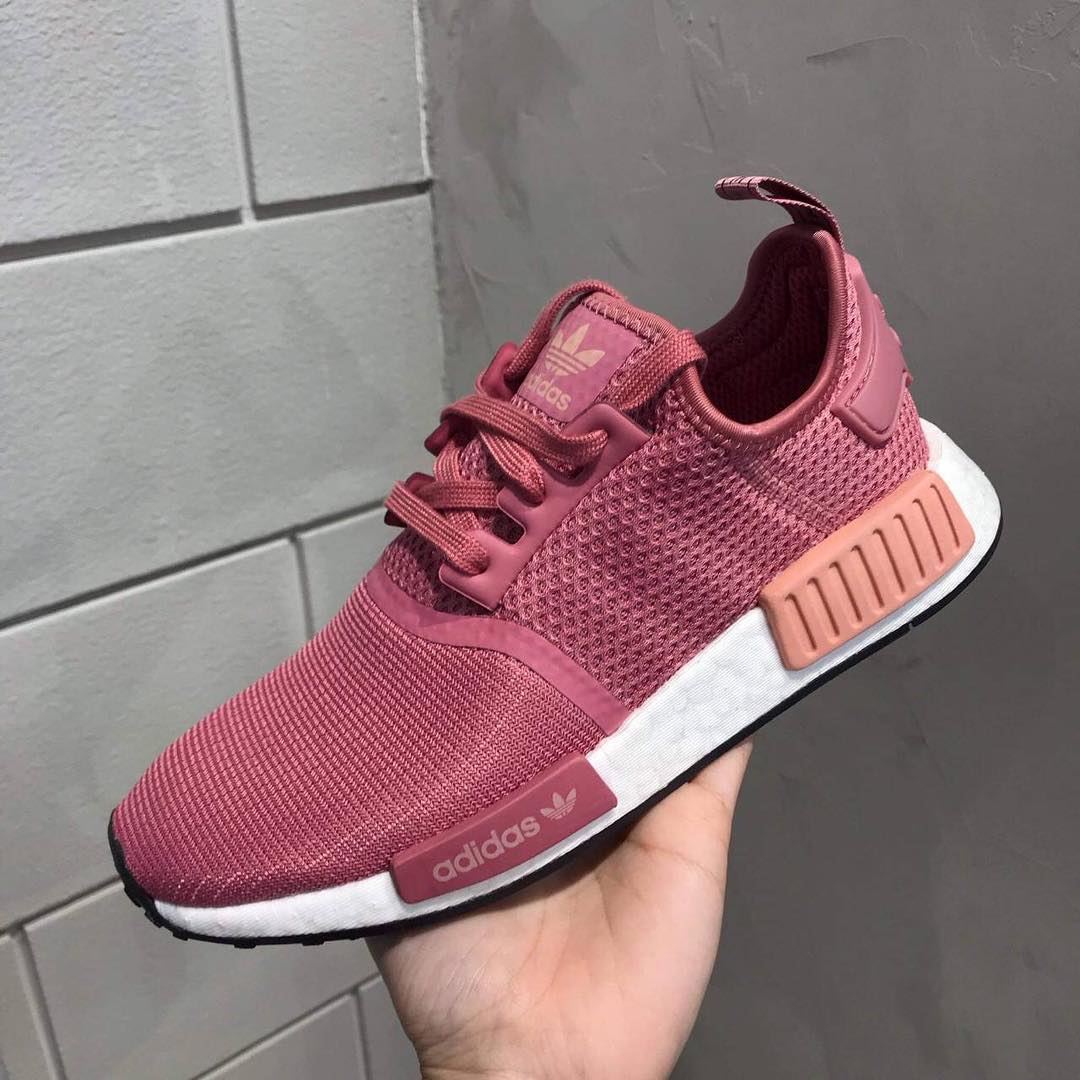 NMD R1 สีชมพู