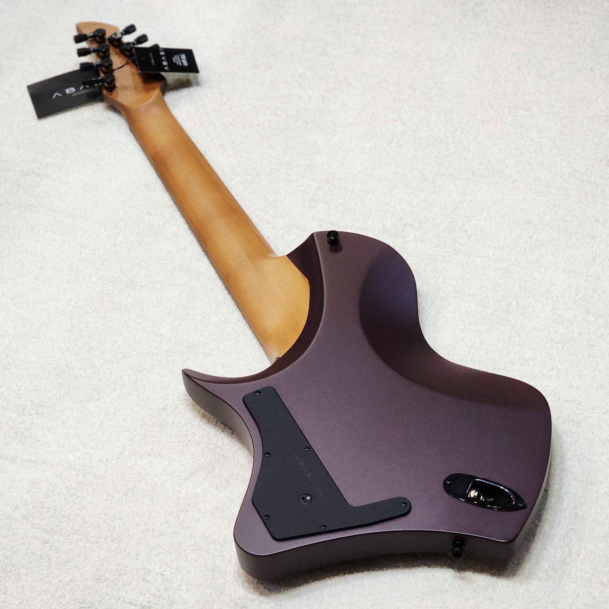 ABASI // LARADA 8 // MASTER SERIES // AUBERGINE