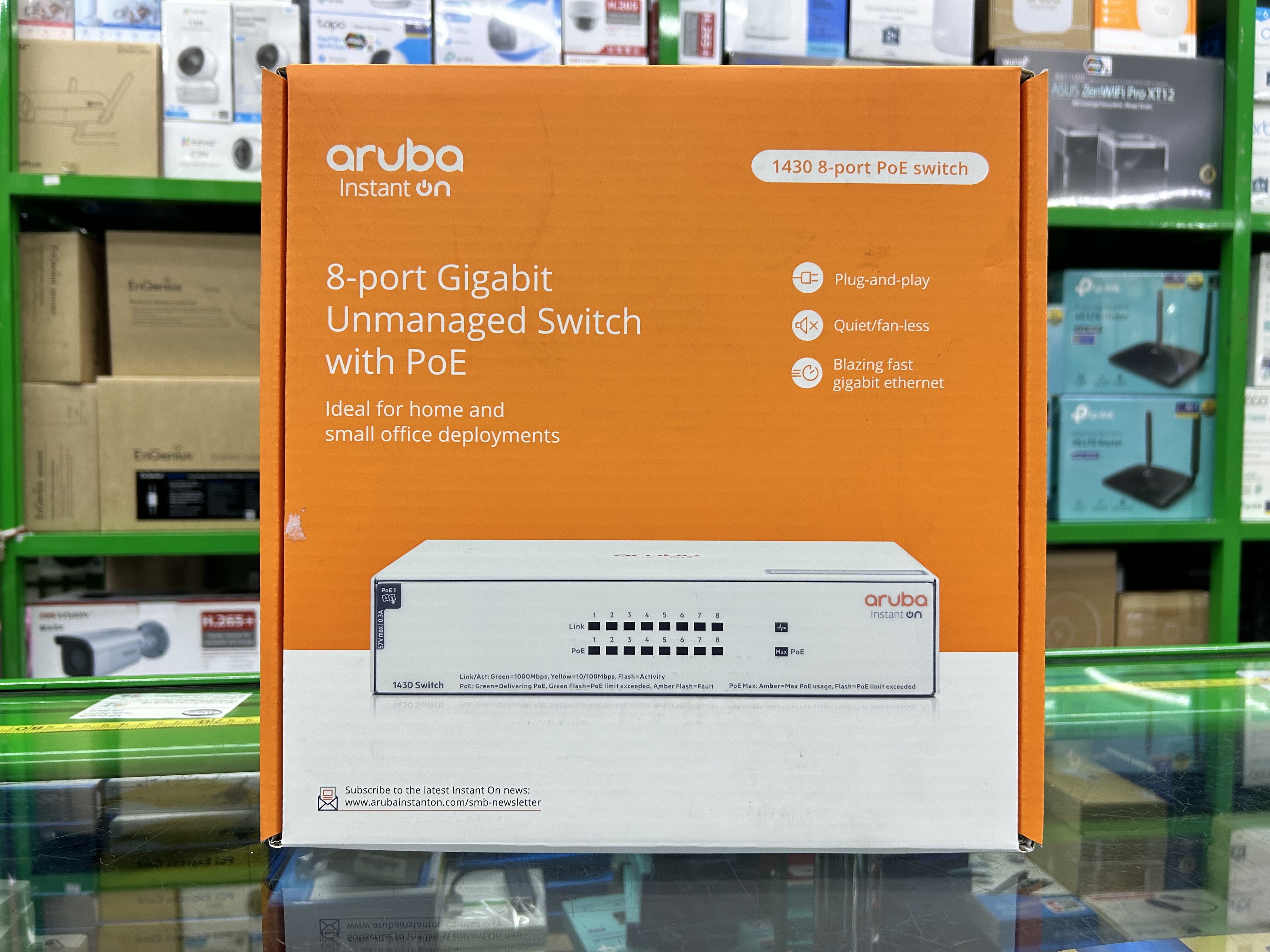 HPE-R8R46A Aruba Instant On 1430 8G Class4 PoE 64W Switch