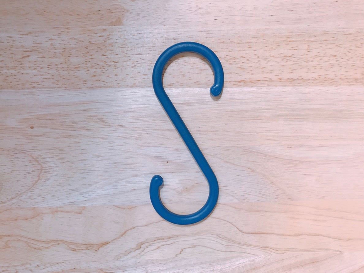 ตะขอตัว S พลาสติก