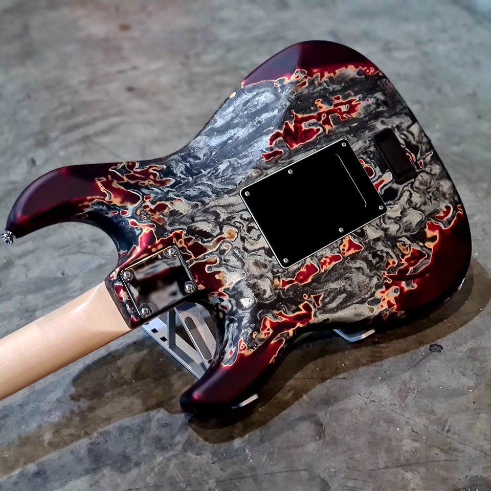 (USED) James Tyler USA - Studio Elite Burning Water 2K Matching Headstock