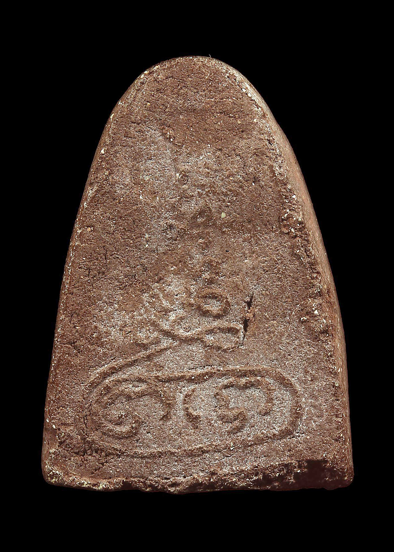 พระผงรูปเหมือนหลวงพ่อแดง พุทโธ วัดถ้ำเขาเงิน จ.ชุมพร ปี2511 เนื้อว่านสบู่เลือด(พิธีเสด็จกลับ)พิธีใหญ่ที่รวมศิษย์สายเขาอ้อร่วมกันปลุกเสก ขุนพันธ์ฯเป็นประธานจัดสร้าง