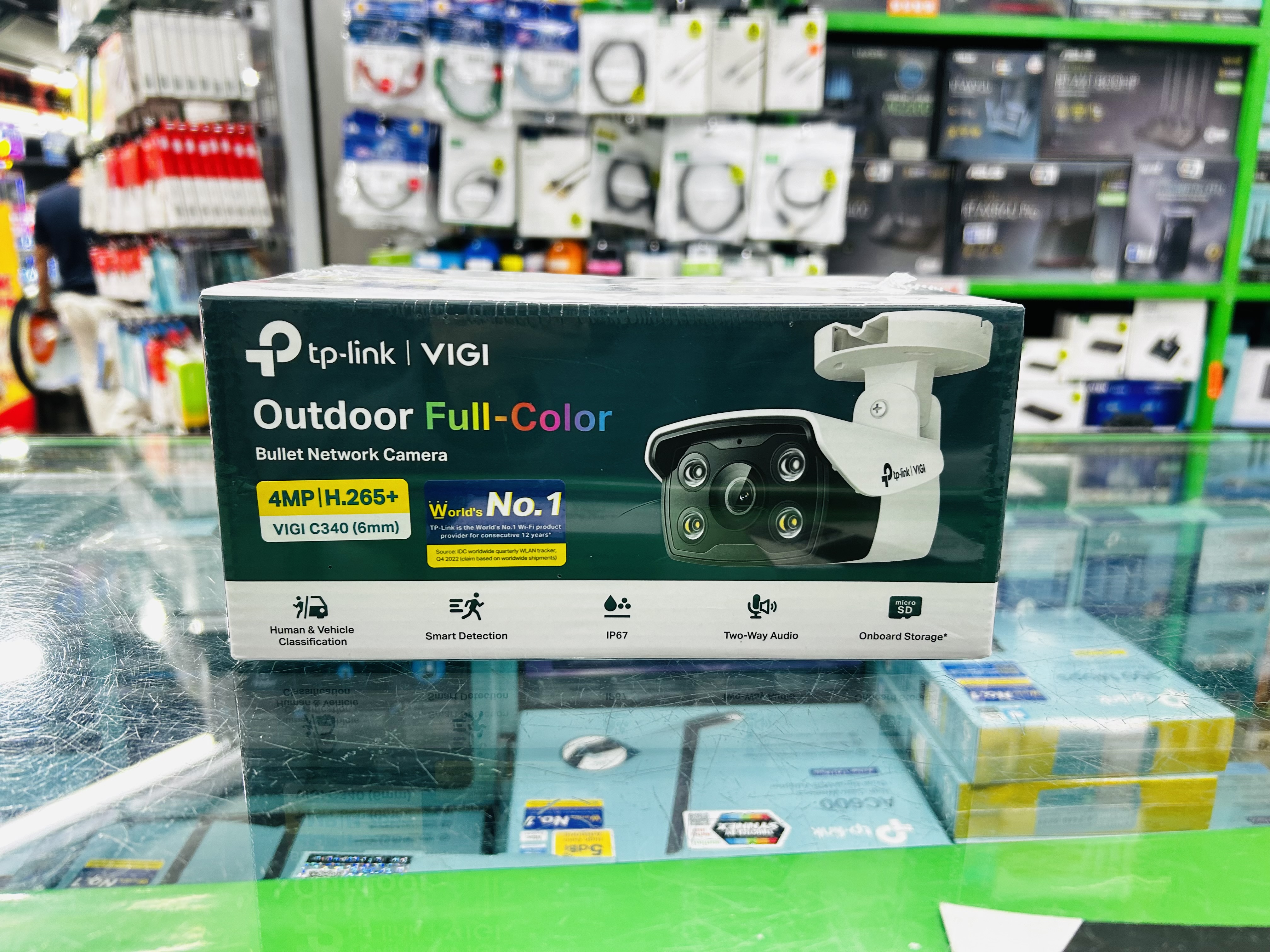 VIGI C340 6mm VIGI 4MP Outdoor Full-Color Bullet Network Camera