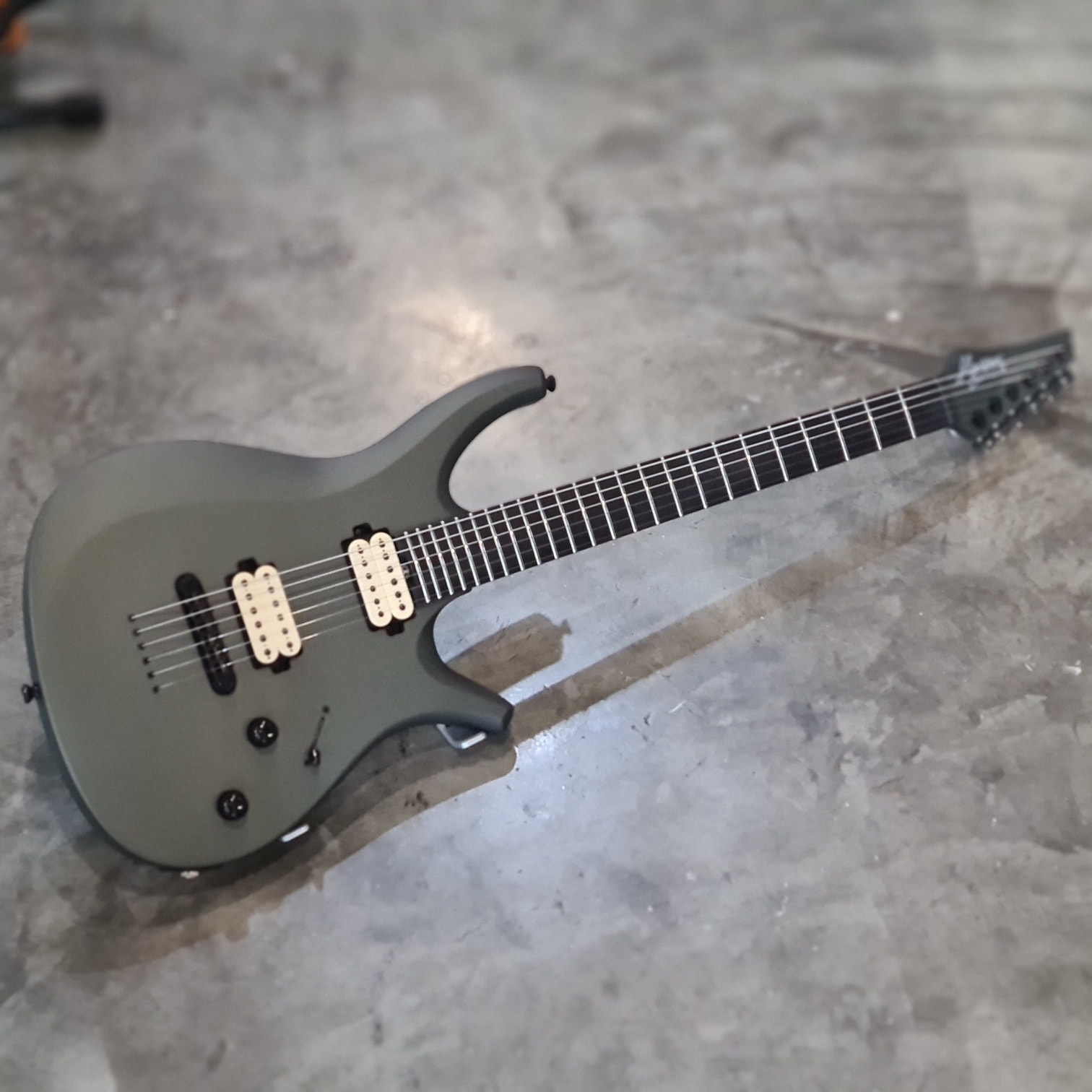 (BRAND NEW) MANSON ORYX VI - ADAM NOLLY GETGOOD SIGNATURE - RACING GREEN