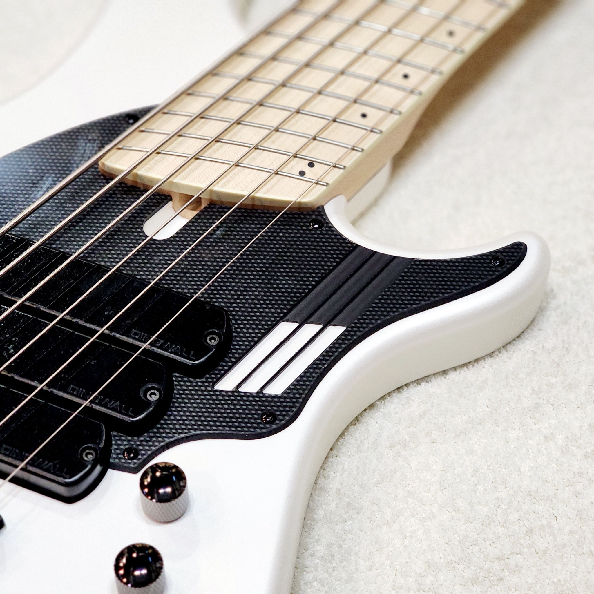 DINGWALL NG3-6 "Adam Nolly Getgood" Ducati White