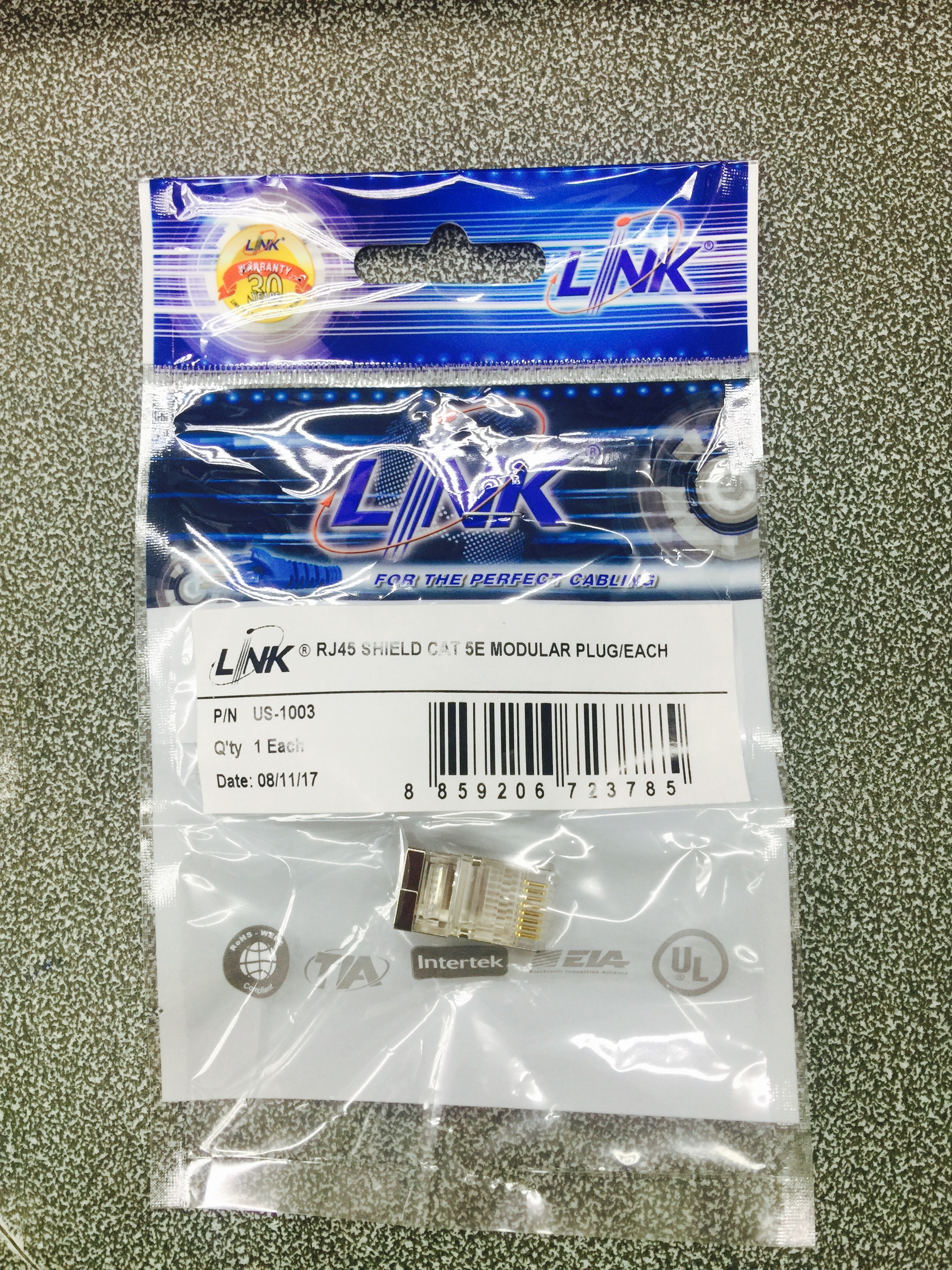 Link US-1003 CAT 5E RJ45 Plug, Shield (1 Each/Pkg)