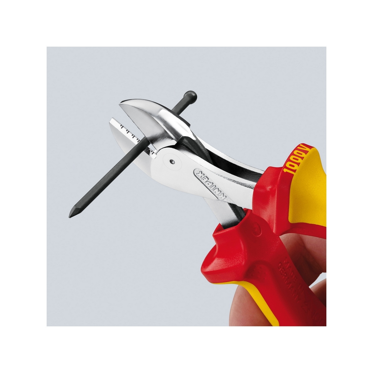 KNIPEX 73 06 160 คีมตัดปากเฉียง รุ่น X-Cut ด้าม VDE 160mm