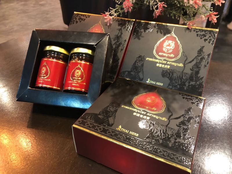 ยาหม่อง ตราพญาเสือ ุ60g