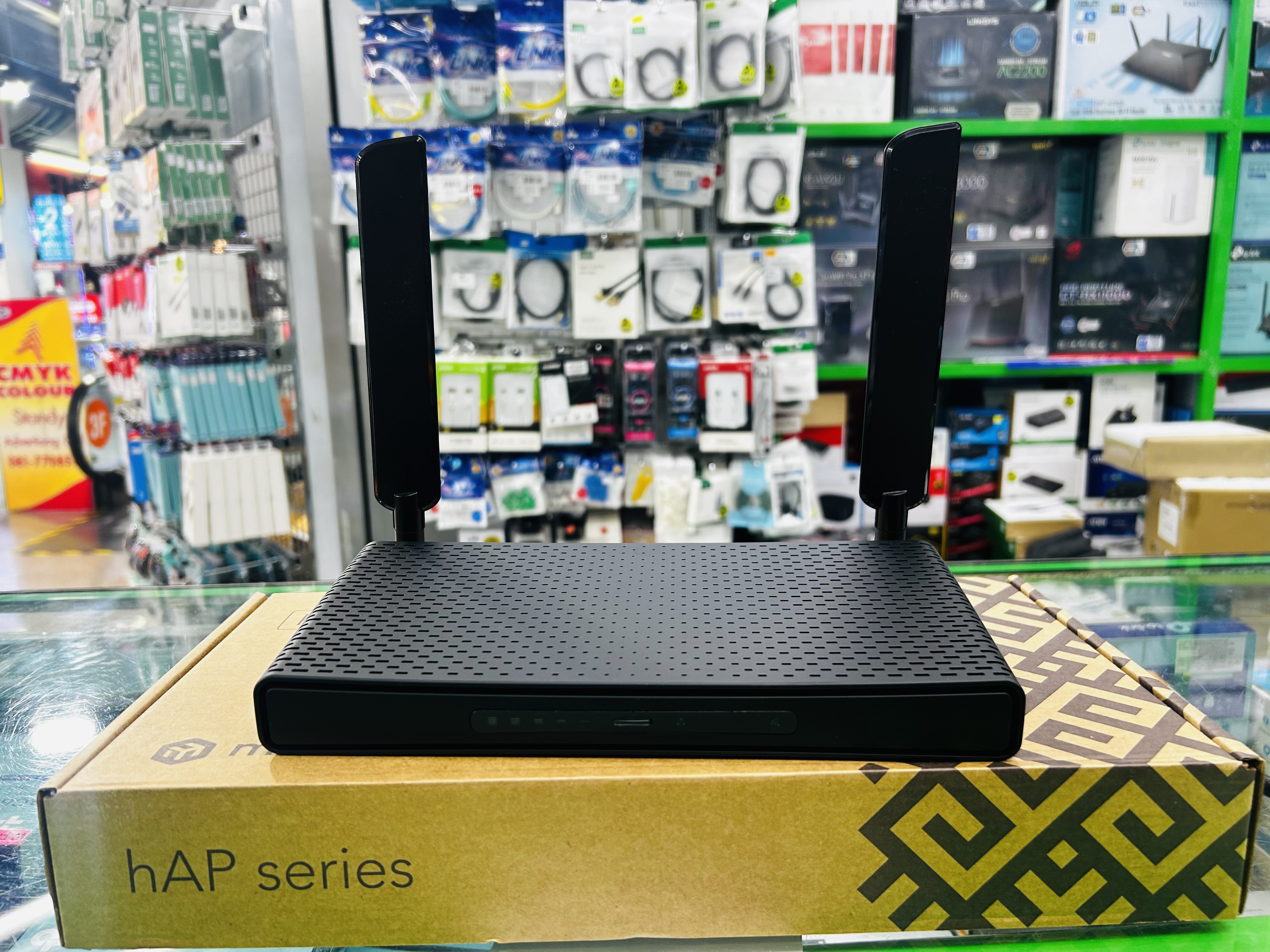 Mikrotik hAP ax3 C53UiG+5HPaxD2HPaxD ROS Lv5 WIFI-6, 4 Port Gigabit, 1 Port 2.5G