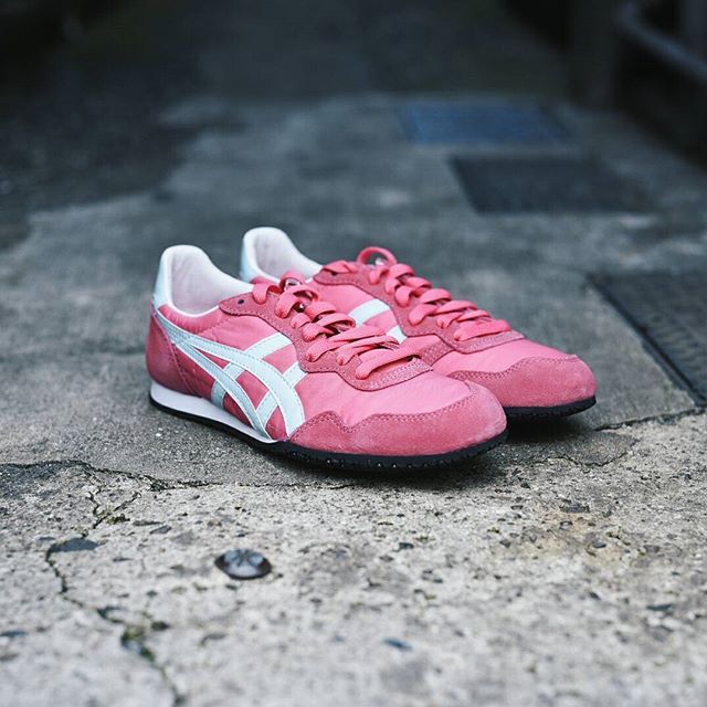 Onitsuka Tiger Serrano (Camellia Rose/Clear Water)