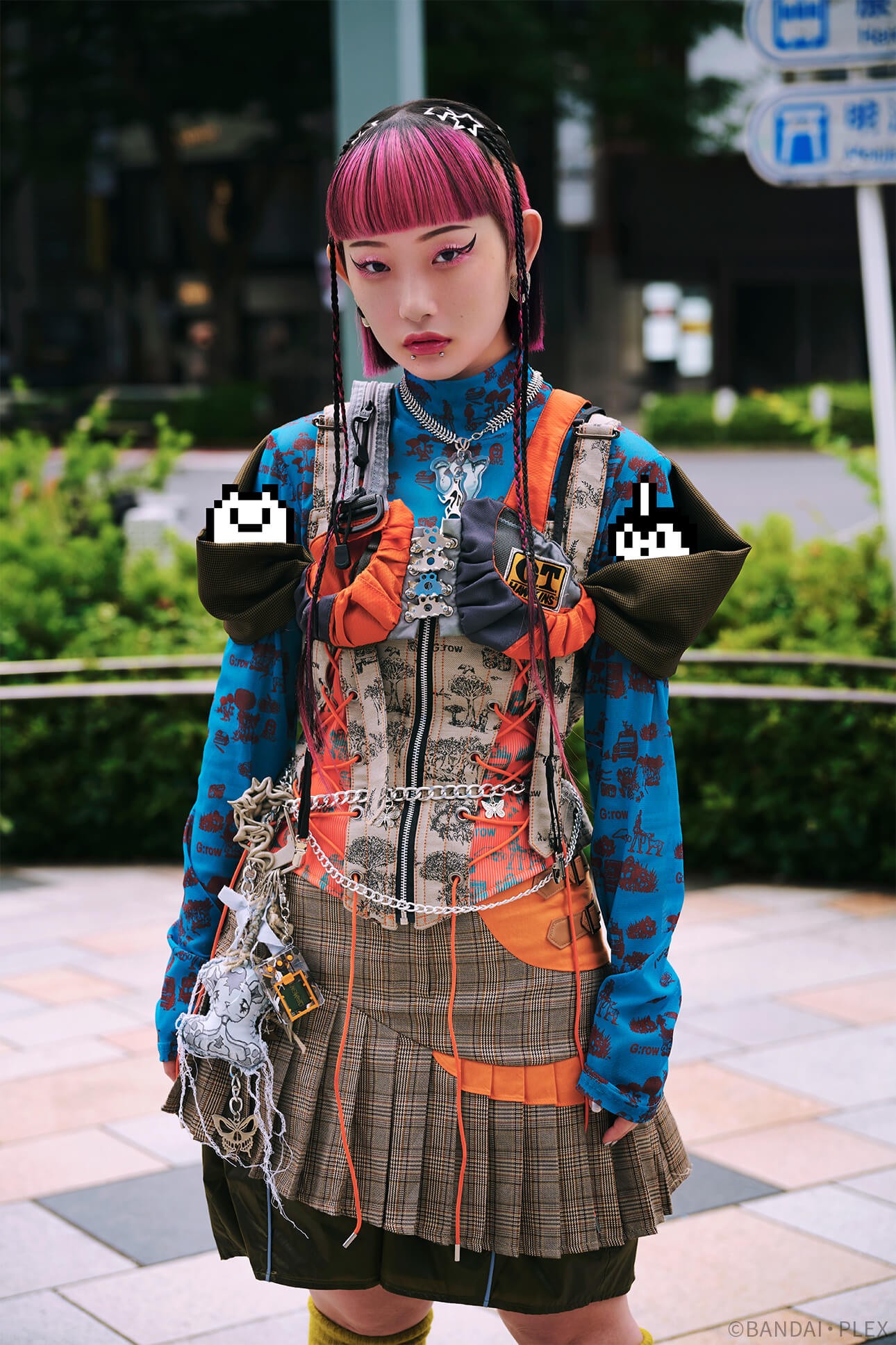 BANDAI DIGIMON Digital Monster V-PET HYPE DROP EDITION feat. Utaha - Mosiac Blue COLOR ดิจิม่อน วีเพ็ท ไฮป์ดรอป อุตาฮะ[LOT JP]