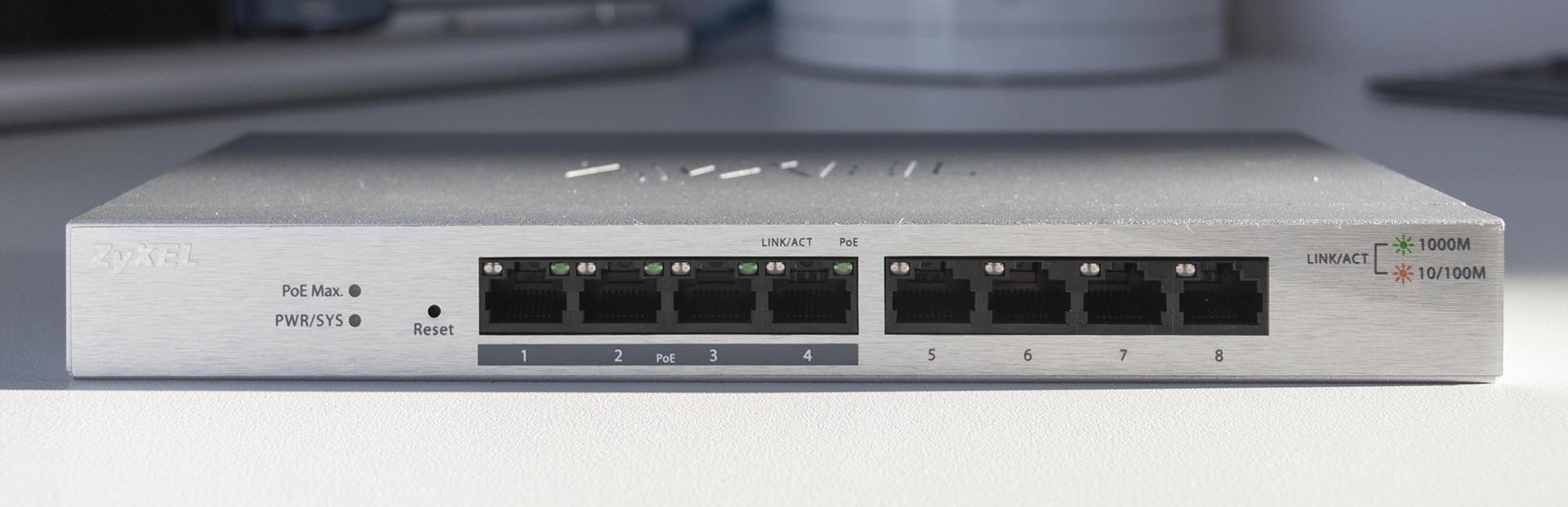 Zyxel 8-Port Gigabit Ethernet Web Managed PoE Switch with 60 Watt Budget [GS1200-8HP]