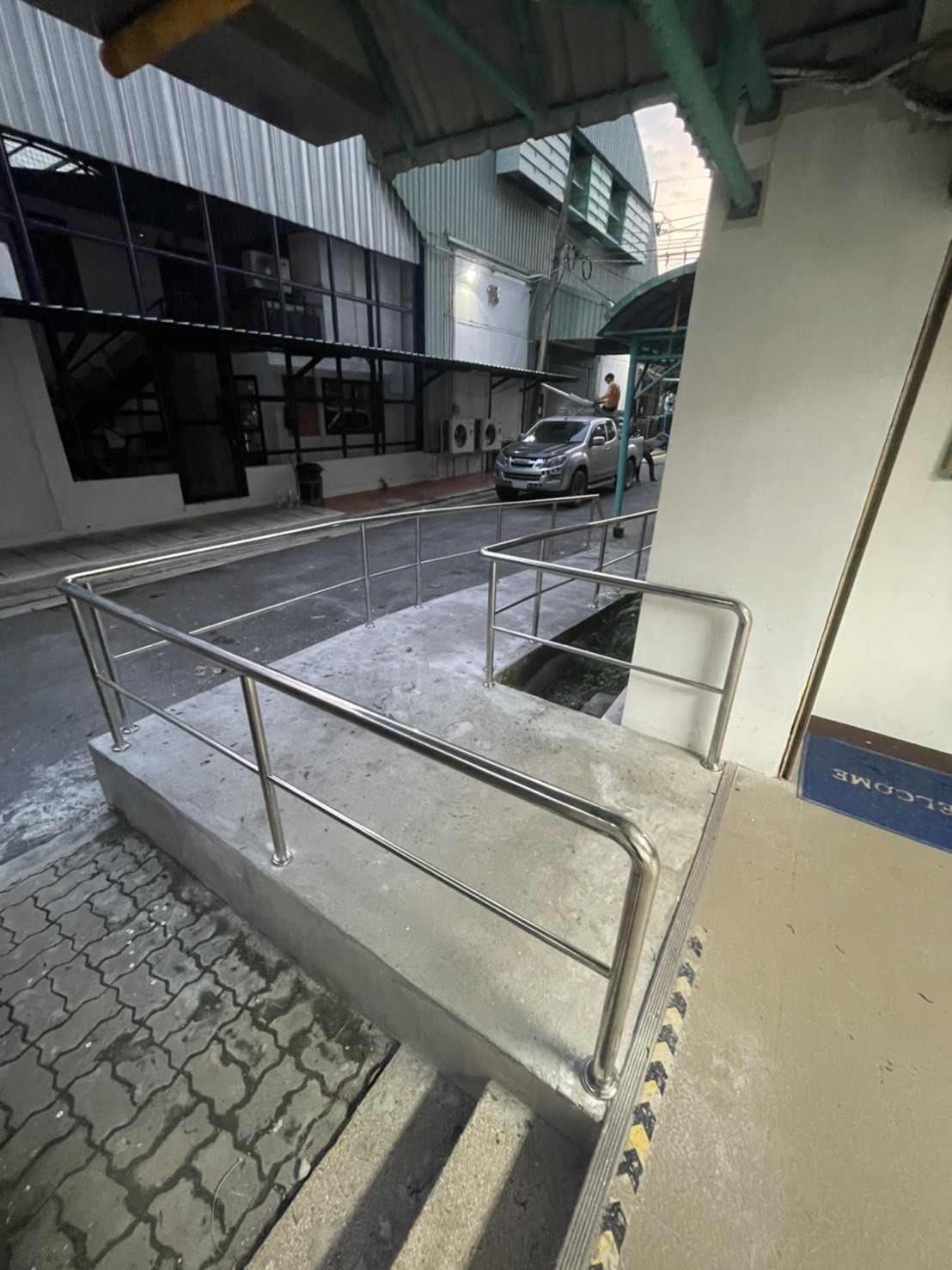 ราวบันไดสแตนเลส 304