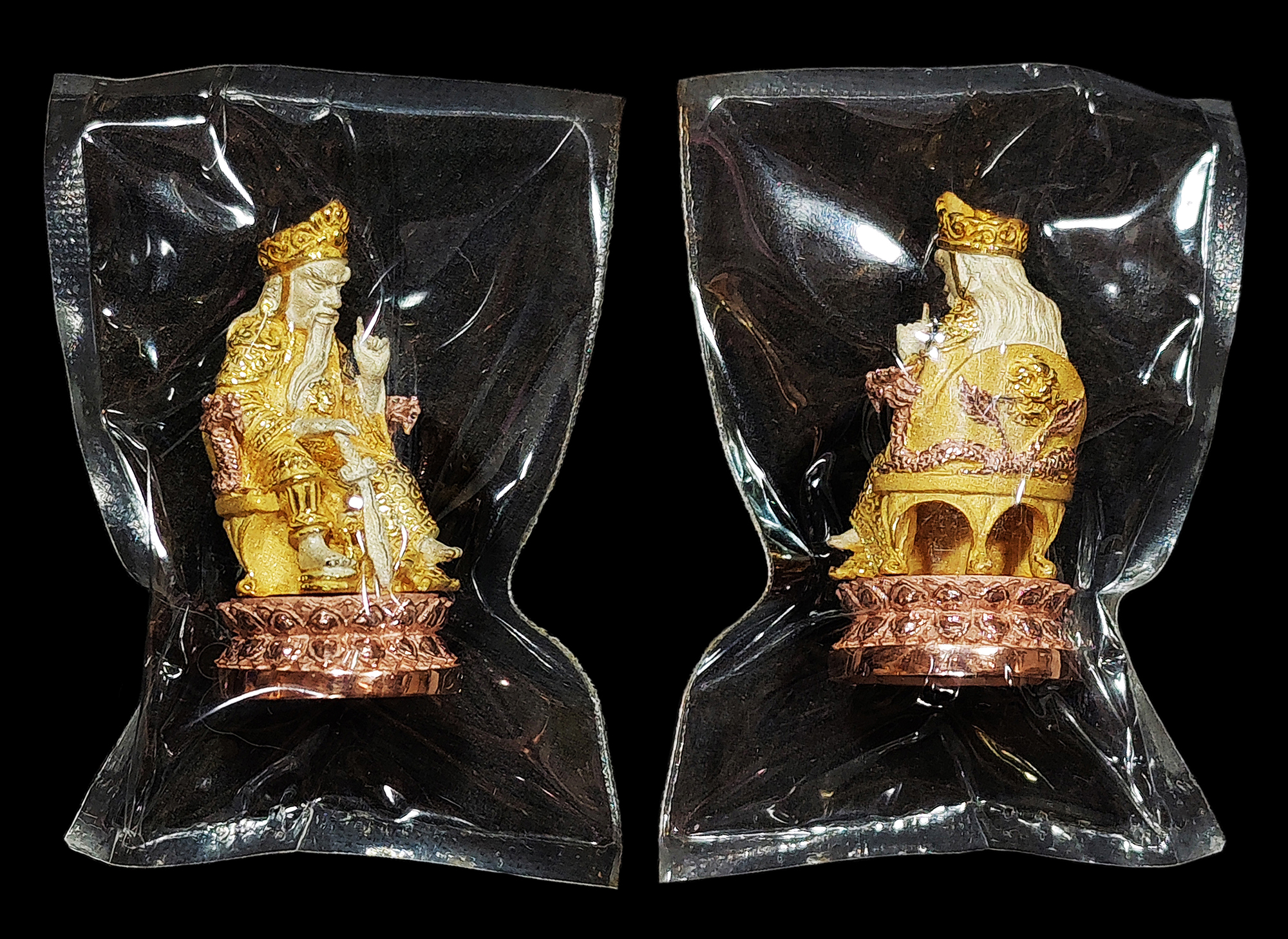 เจ้าพ่อเสือ รุ่นรักษ์แผ่นดิน ปลุกเสก ณ.วัดสามปลื้ม ปี2544 รูปหล่อลอยองค์ เนื้อเงินสามกษัตริย์(3K) พิมพ์ใหญ่ ตอกเลข ๘๙๕ นอนในซีลเดิมๆจากวัดมา21ปี พร้อมกล่องเดิมๆ สวยแชมป์