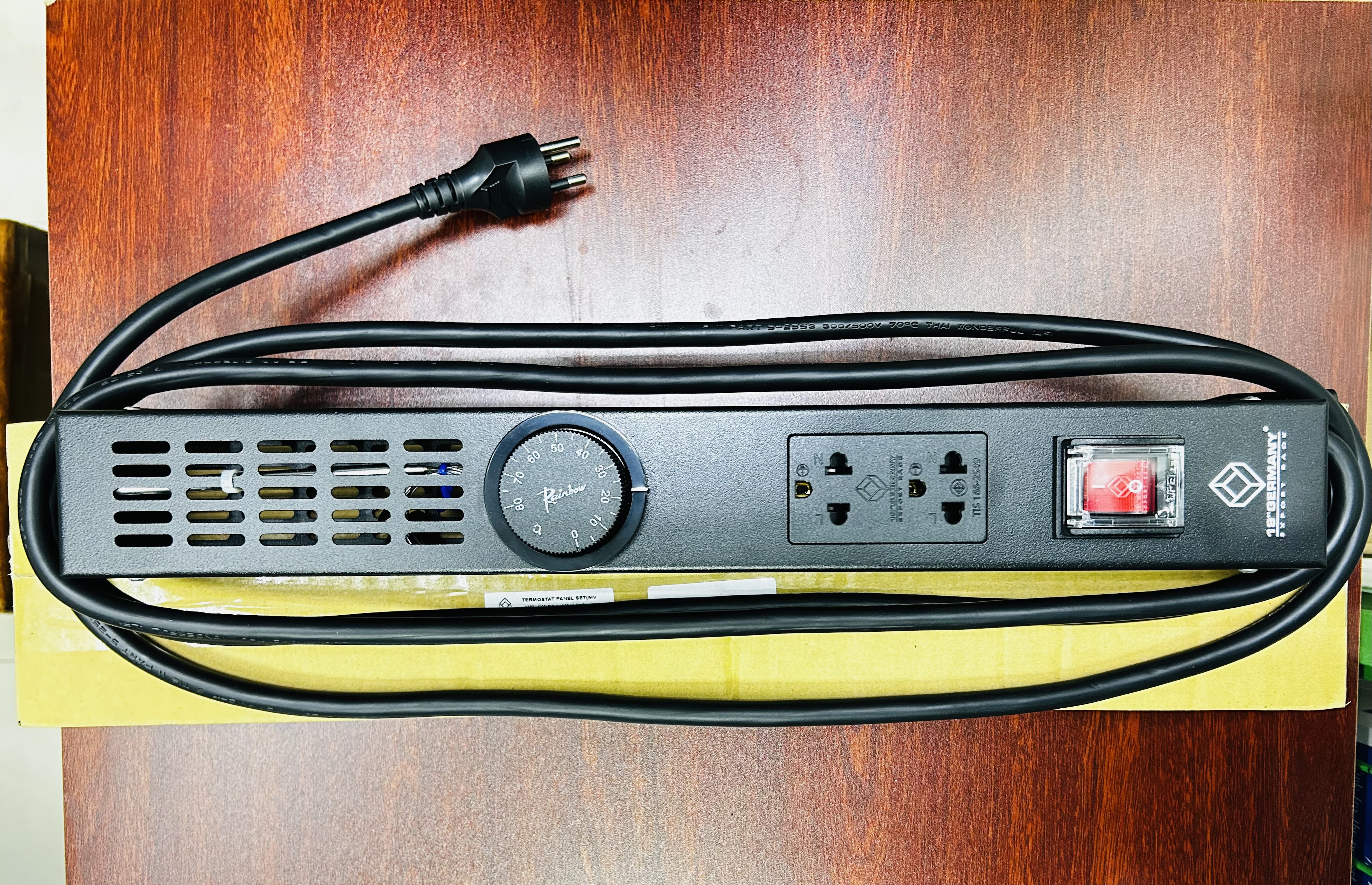 19" GERMANY G7-05112B Safety Shutter Outlet, Thermostat Panel, 2 Outlet Power, Electro Galvanize Steel, Black