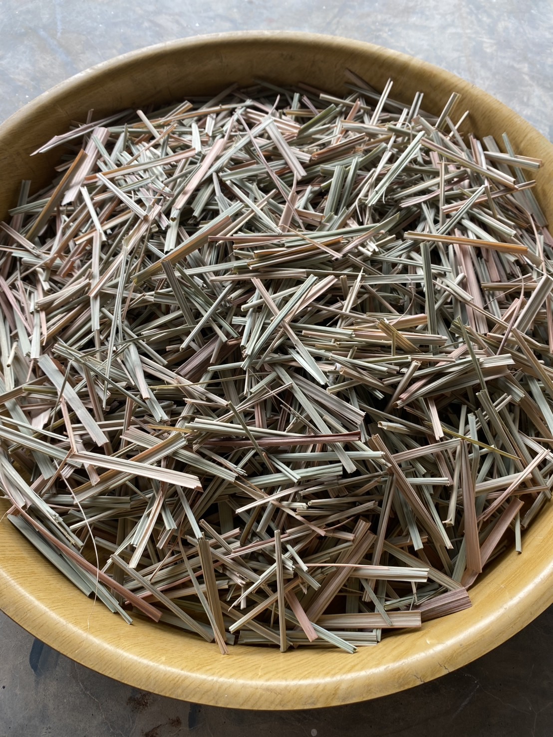 ใบตะไคร้แห้ง ตะไคร้หอม บรรจุ 300 กรัม