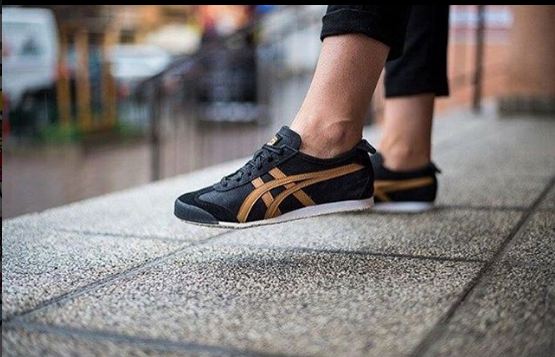 Onitsuka Tiger Mexico 66 (Black/Caravan))