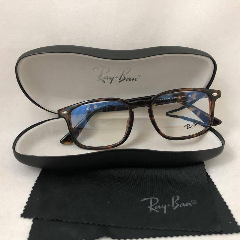 🤩พร้อม ส่ง กรอบ แว่น Rayban Rb5353💥 ทรงเหลี่ยม กรอบพลาสติก อย่างดี เนื้อเหนียว ทน น้ำหนักเบา ทรงแฟชั่นน่ารัก โชว์โลโก้ Rayban ด้านข้าง Sz.52-19-145 mm Col. น้ำตาลกระอุปกรณ์ครบเซทใหญ่ตามแบรนด์ : Full set ตามภาพ ✅รับประกัน