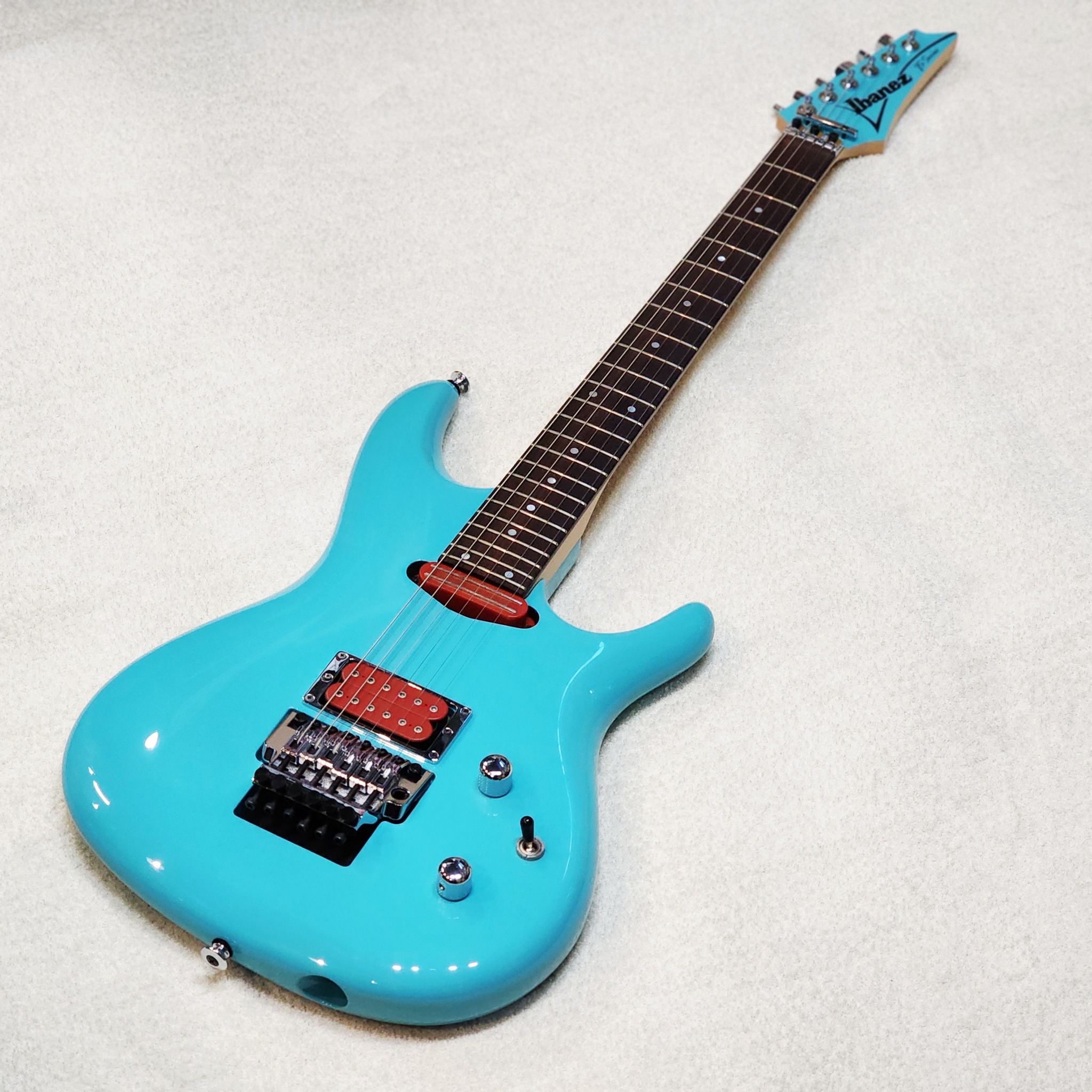 (USED) IBANEZ JS 2410 JOE SATRIANI - SKY BLUE