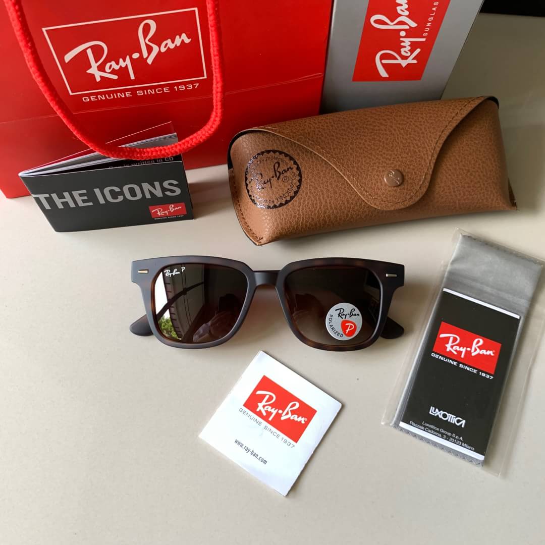 #olsrayban 📣 มาแล้ว Rb4323 เท่ห์มาก ใหม่ล่าสุดจ้า พร้อมด้วยความเป็นเลนส์เทพ polrize lens Sz.52 mm Col. ดำเงา, ดำด้าน, น้ำตาลกระ