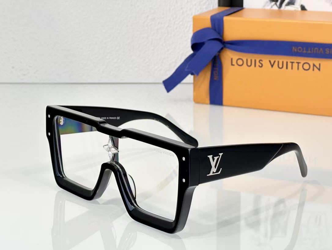 #พร้อมส่ง Top quality Louis Vuitto- Mod：Z2433W Z1547 Z2188 Z1832 Z1641 Z1643 Z1552Z Z1642 Z1558 Z1978 Z1789 Z1790 Z1736 Z1737 Z2031 Z2415 Z2202 Size：132-145mm Full box Hight Quality PREMIUM GADE 1:1