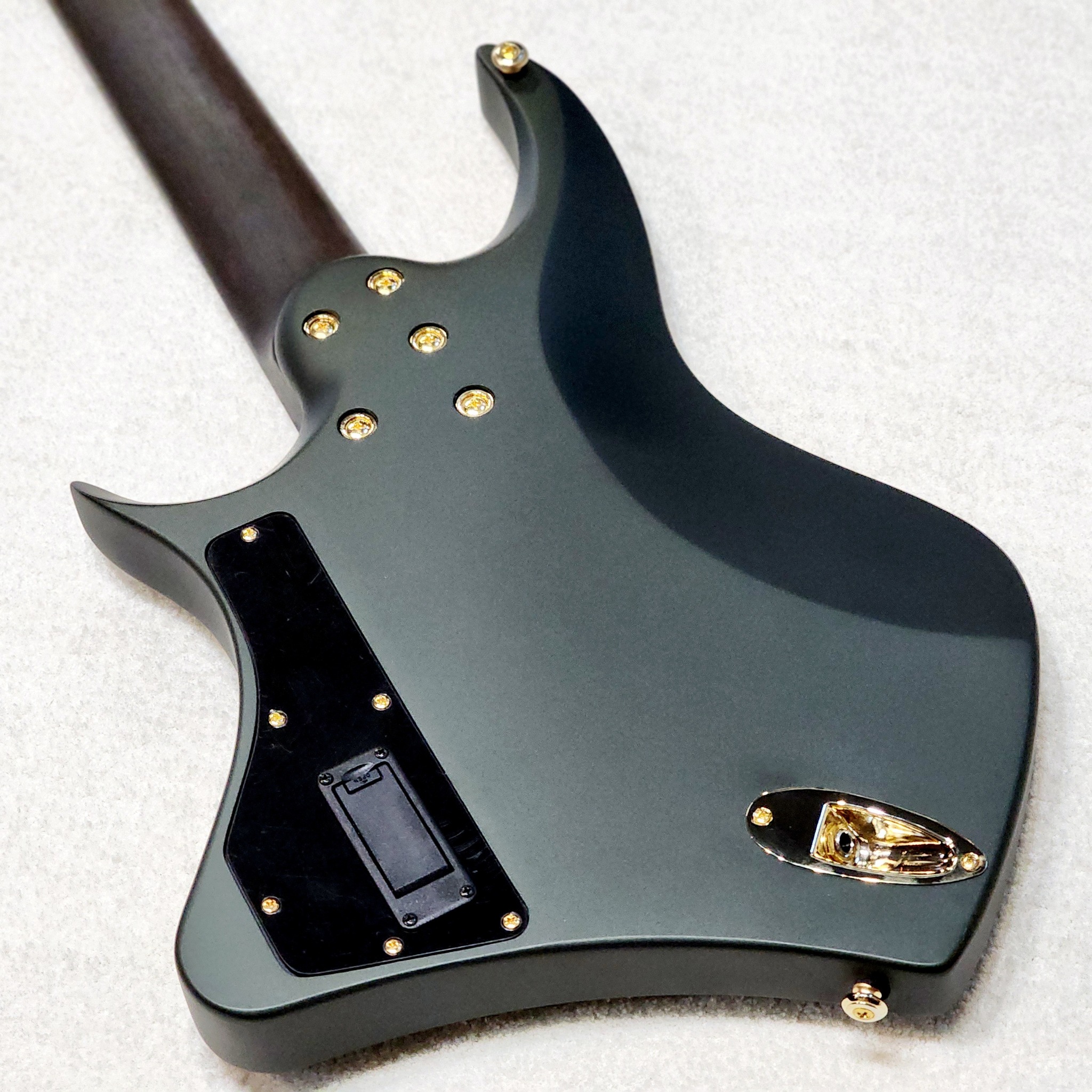 ABASI // EMI 7 // LEGION // BELL GARDEN GREEN