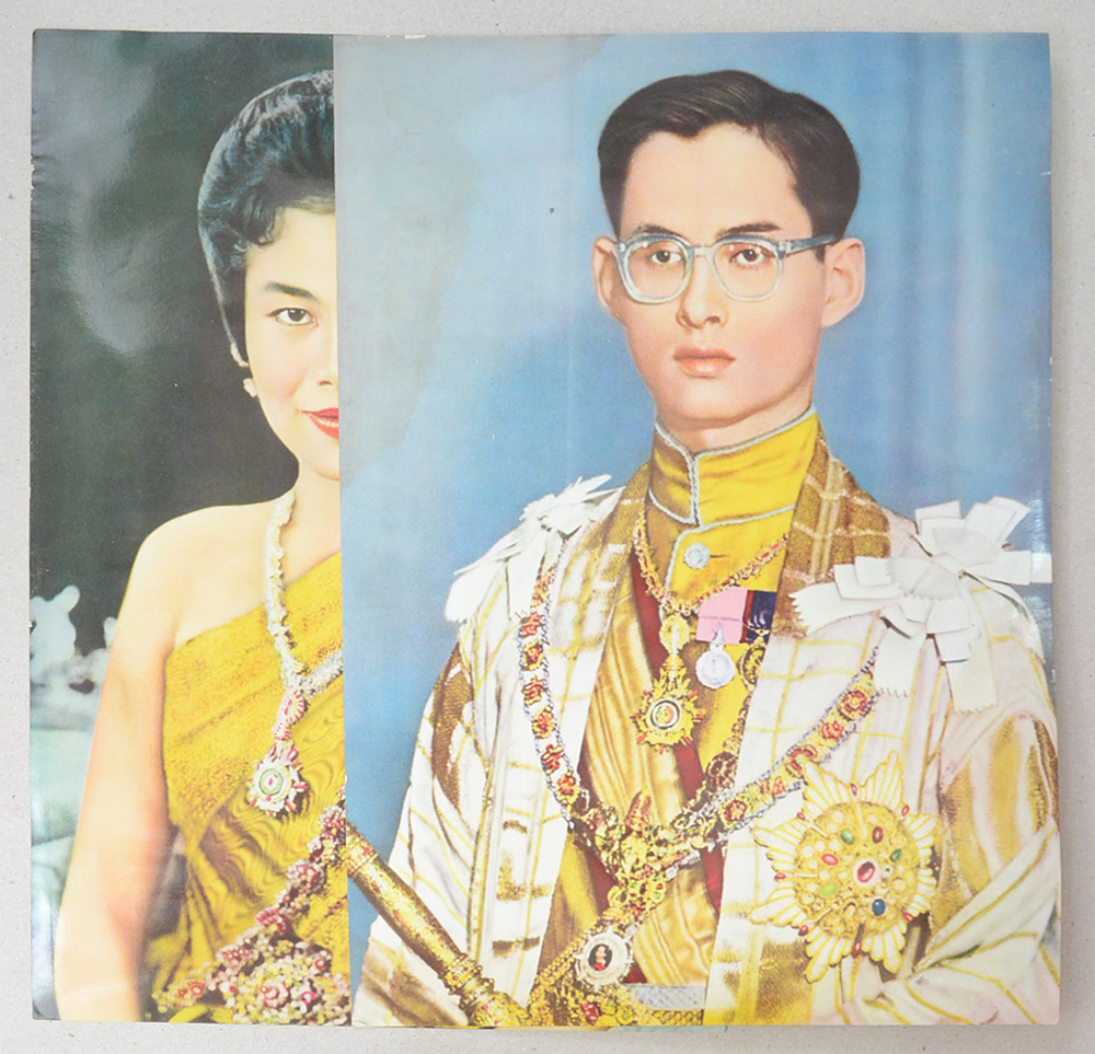 ภาพพิมพ์เก่า (2 ใบ)