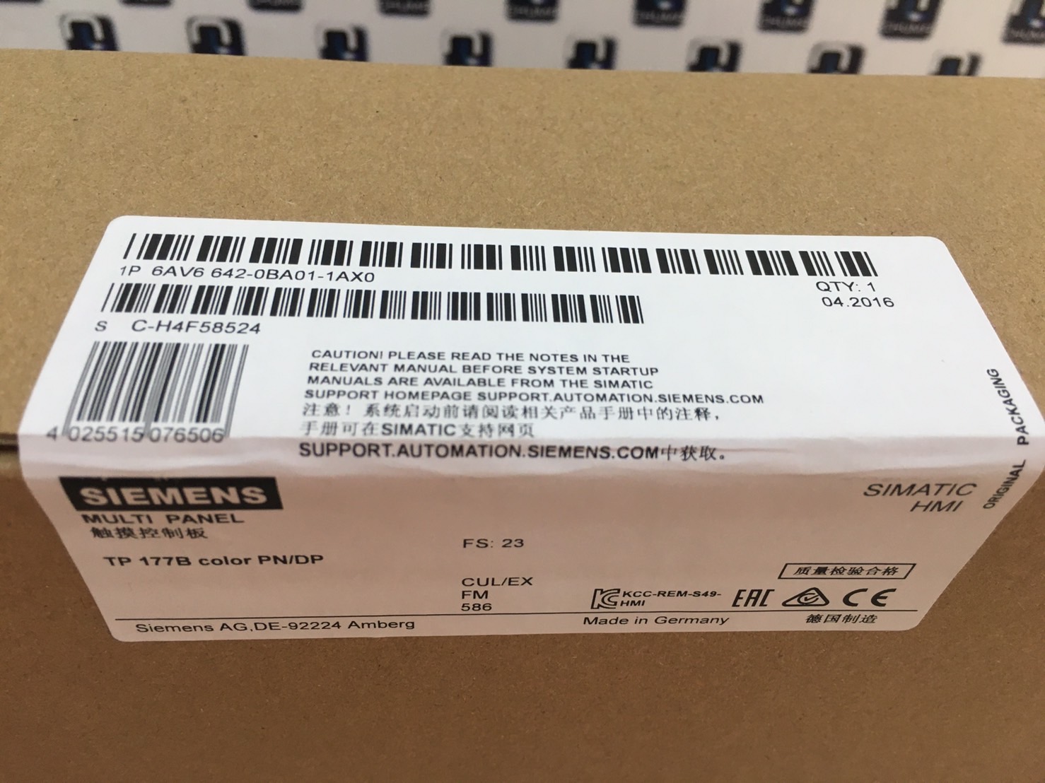 Siemens, 1P 6AV6 642-0BA01-1AX0