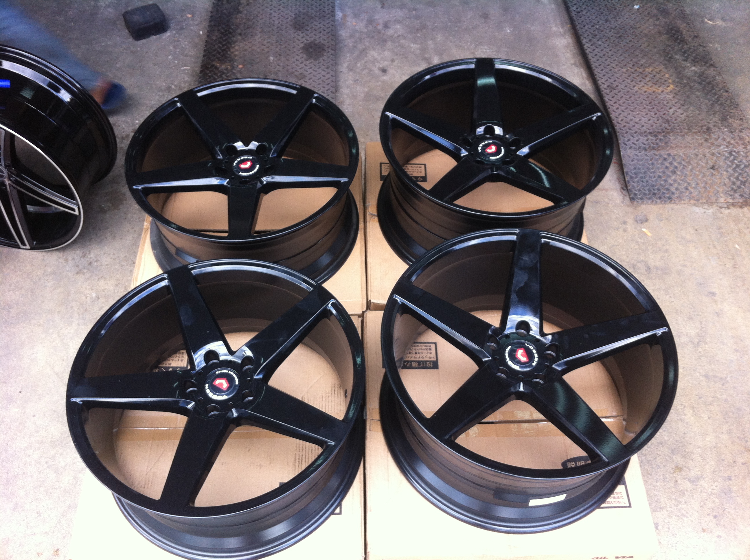 ล้ออเม็กซ์ CV3 IFG8 ขอบ20 5รู120 ใส่BMW