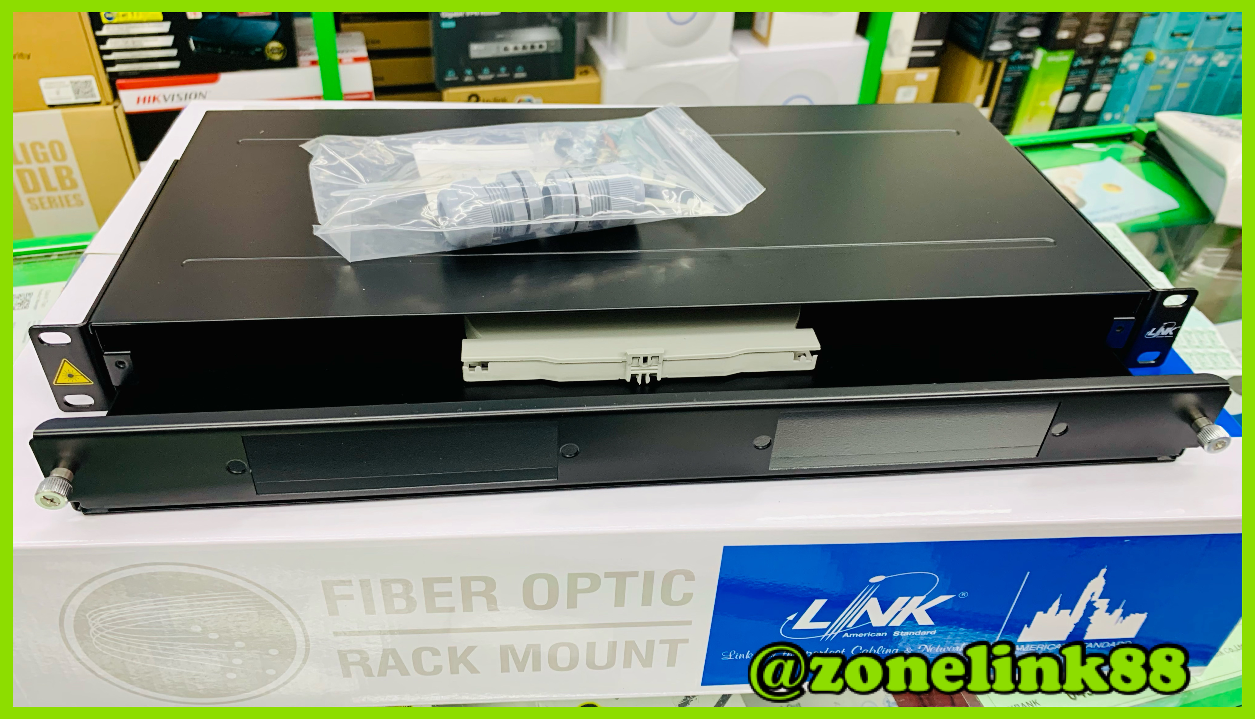 Link UF-2010A 6-24 Port F.O Rack Mount Slide (2 Snap-in) 1U