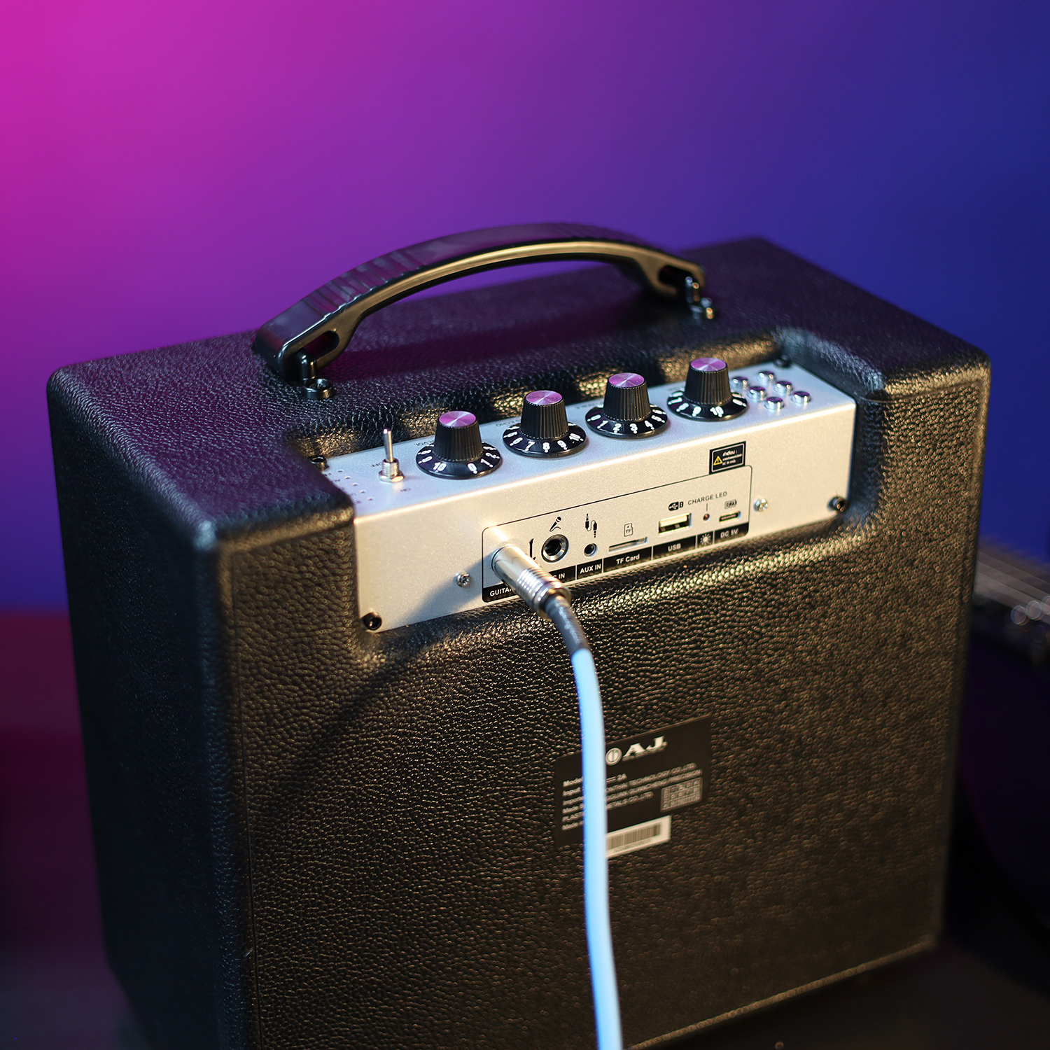 AJ ลำโพงบลูทูธ รุ่น X60 กำลังขับ 80วัตต์ เเถมไมค์ลอย 2 ตัว ปรับเบส ปรับเเหลม ต่อกีต้าร์ได้ รับประกัน 1 ปี