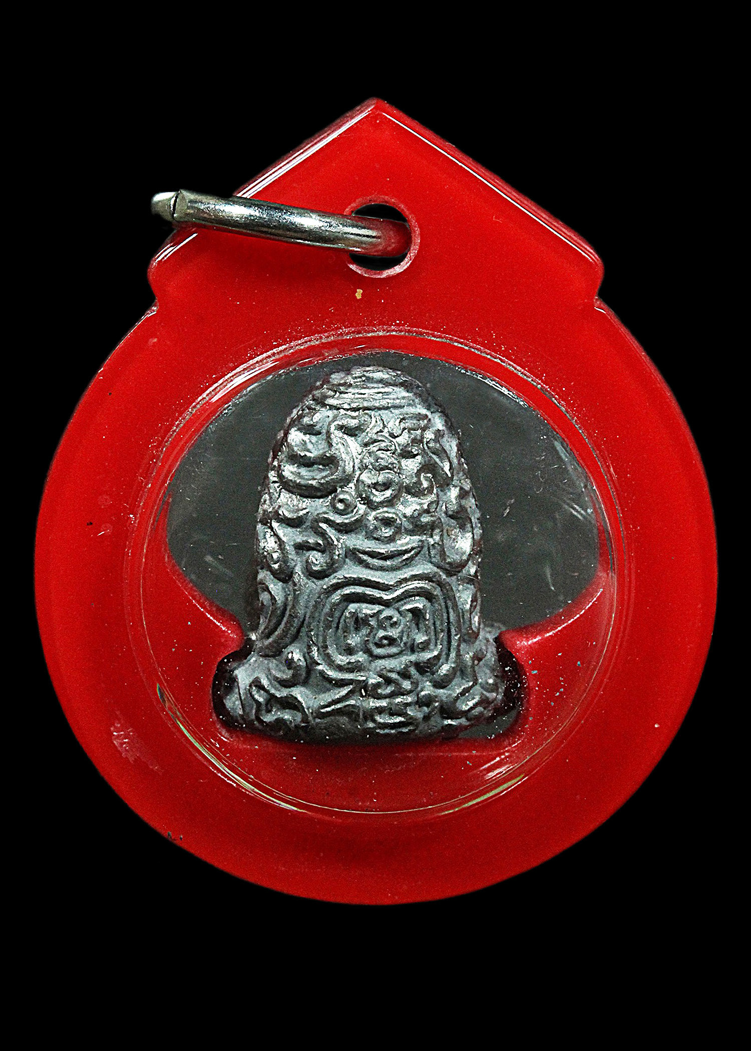 พระปิดตายันต์ยุ่ง หลวงพ่อนารถ วัดศรีโลหะราษฎร์บำรุง จ.กาญจนบุรี ปี2520 เนื้อชินตะกั่ว สภาพสวยเดิมๆ เลี่ยมวินเทจพร้อมใช้