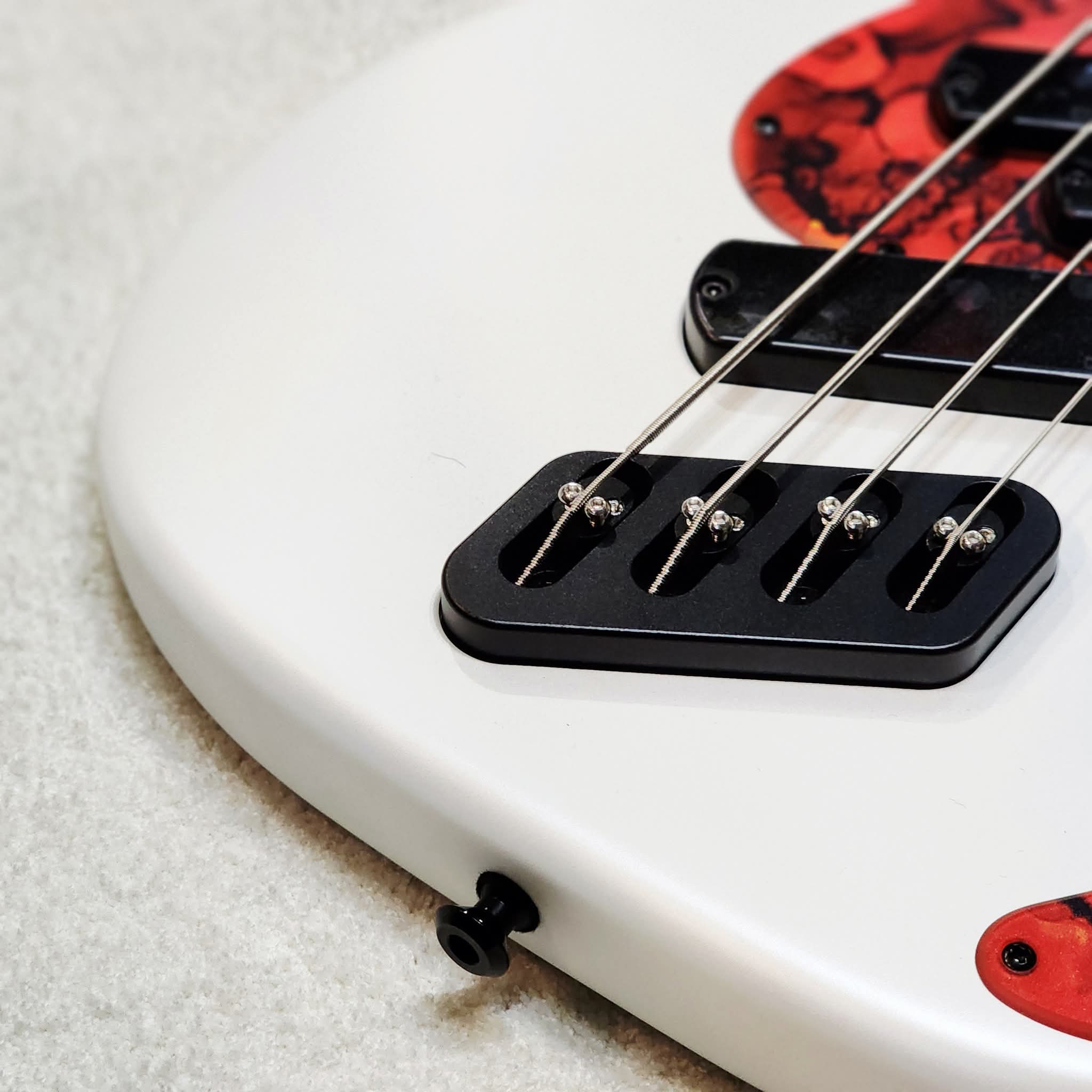 DINGWALL SUPER P SP1-4 - MATTE DUCATI PEARL WHITE