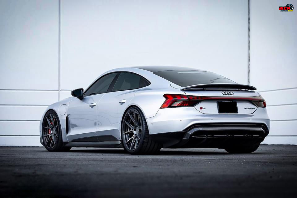 รถ Audi E-Tron GT ติดตั้งล้อ BC FORGED ลาย HCA165S ขอบ 21