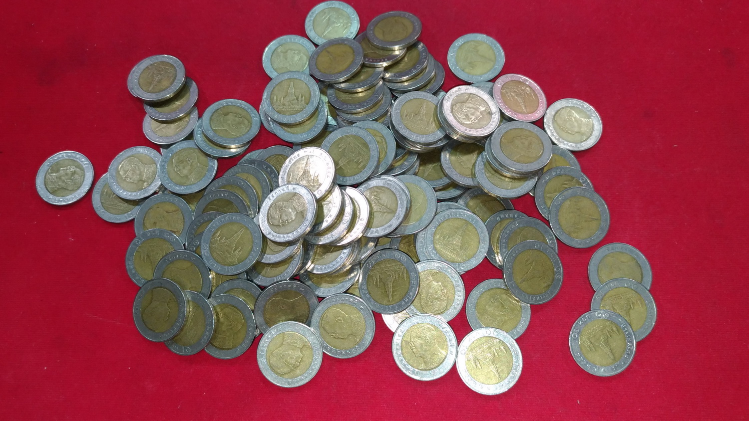 เหรียญ 10 บาทปี54 ผ่านใช้ หายากลำดับ 8