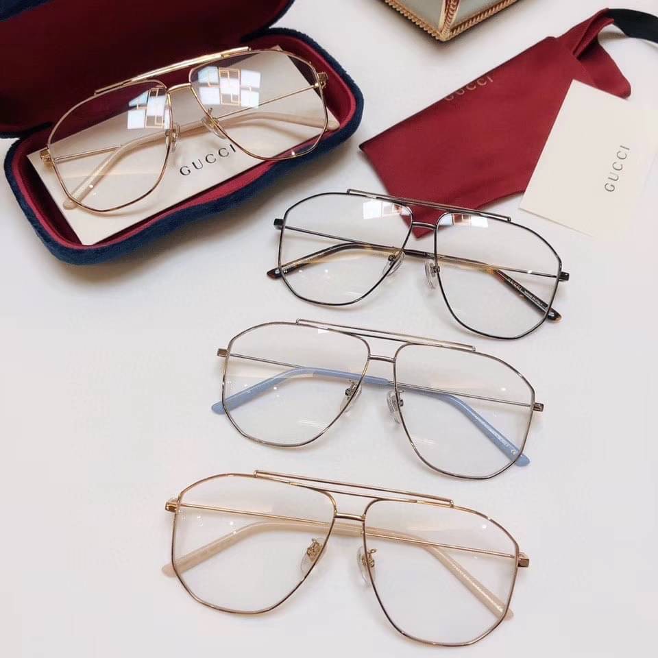 ใหม่ล่าสุดจ้า😍กรอบ GUCCI GG04410 งานเกรด Hi end ปั้มโลโก้ทุกจุด เทียบแท้1:1 Sz.63-10-145 mm 🙈เช็คสีก่อนสั่งนะ ราคา 1980 บาท อุปกรณ์ครบเซทใหญ่ตามแบรนด์ : Full set ตามภาพคะ ✅รับประกันความพอใจ👍🏼 สอบถามเพิ่มเติมได้ที่ ht