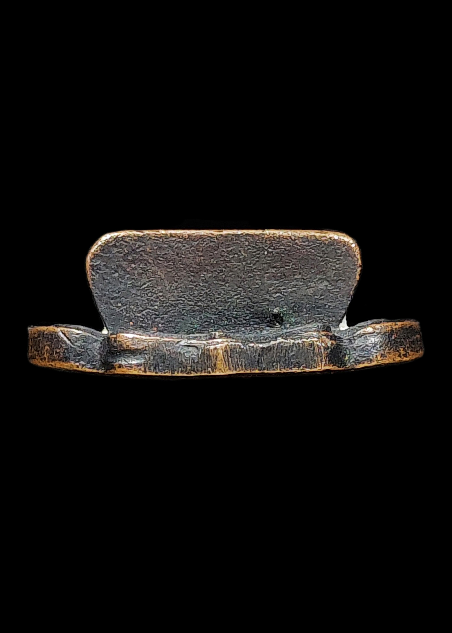 หล่อรุ่น1พิเศษ หลวงพ่อพรหม วัดขนอนเหนือ อยุธยา ปี2528 เนื้อทองแดงรมดำ ตอกโค๊ต สภาพสวยเดิมๆ หายากครับ