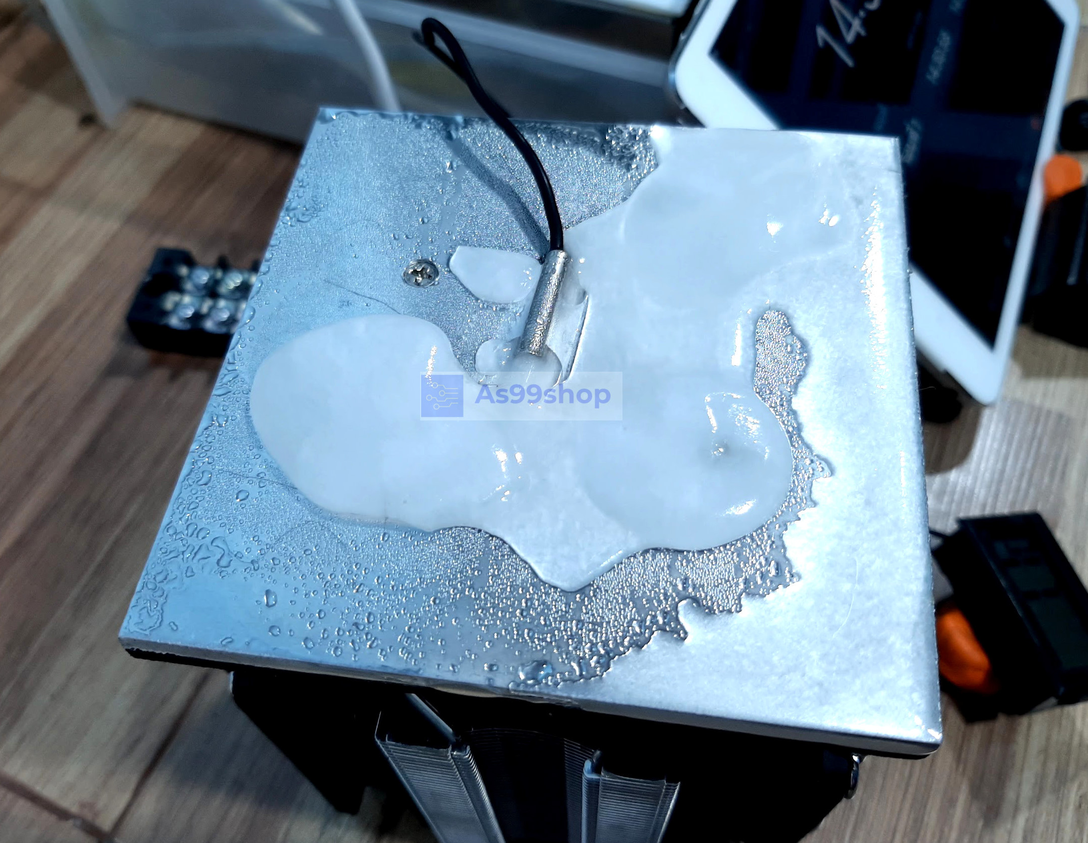 ชุดทำความเย็นบนเพลท ขนาด 100*100 mm platform cooling 4 heat pipe radiator(สินค้าประกอบเสร็จรวมแผ่นร้อนเย็น)