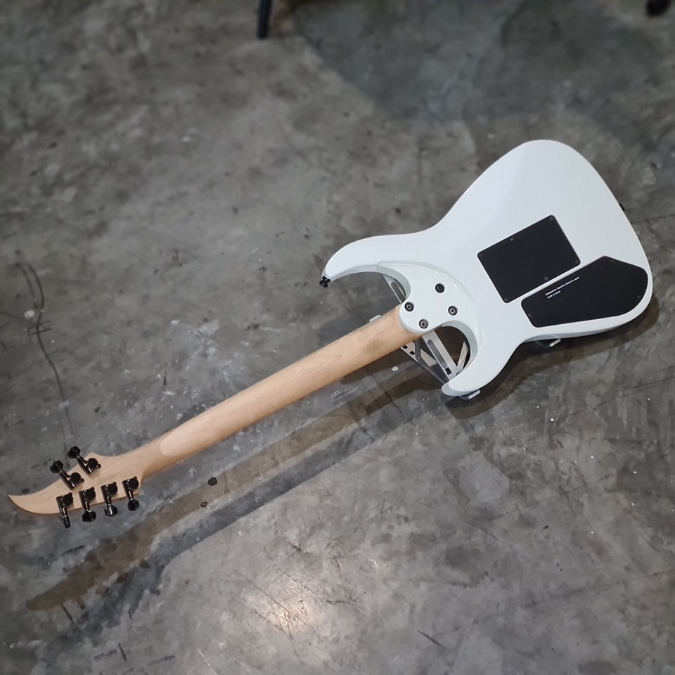 (USED) Caparison Dellinger Prominence MJR - Michael Romeo Signature 2017