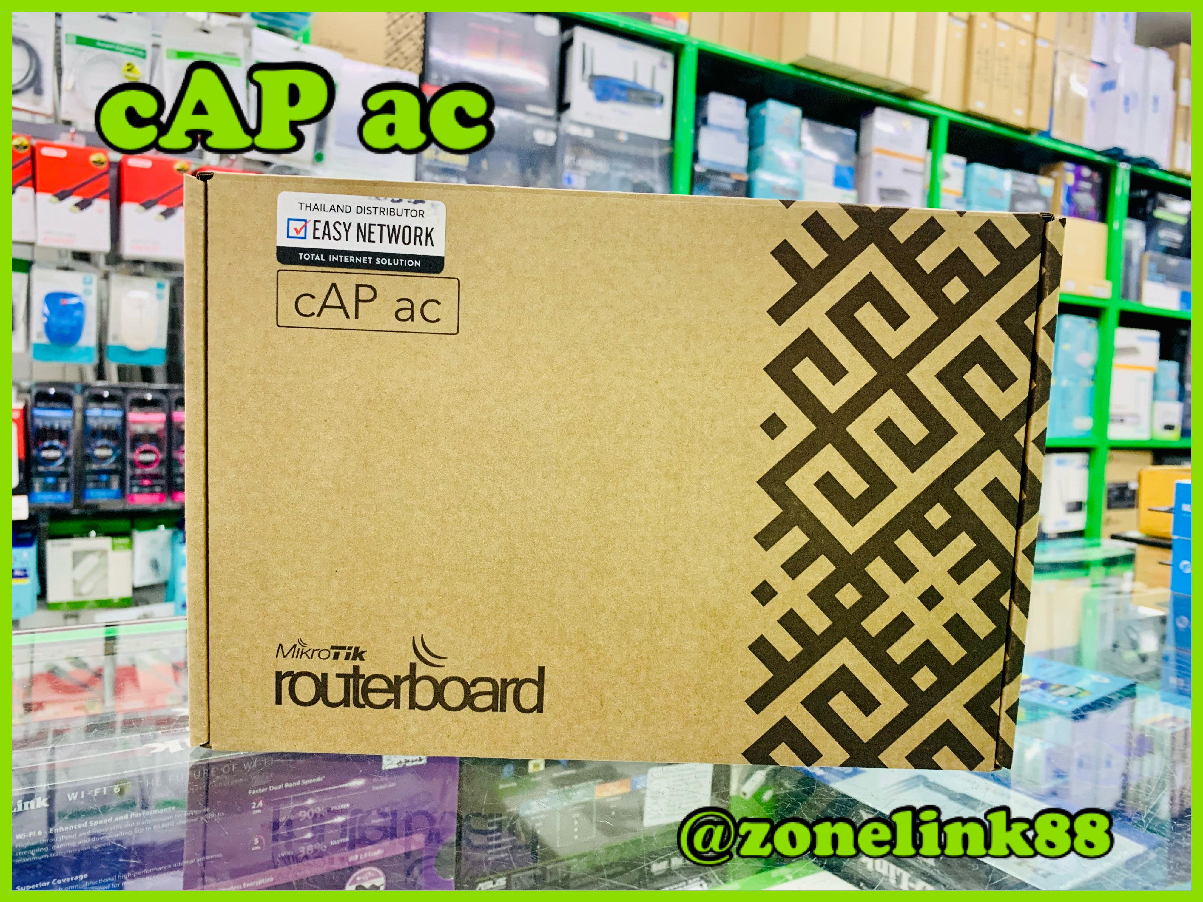 MikroTik cAP ac (RBcAPGi-5acD2nD) - 2-Port Gigabit Ethernet + N300/AC867 Mbps Dual-Band 2.4/5.0GHz, 400 mW (26 dBm), 2 dBi@2.4GHz + 2.5 dBi@5.0GHz Antenna, 24VDC 1.2A Adapter / PoE-in 802.3af/at, PoE-out (Passive, Ethernet port 2), 17-57 V + MikroTik Rout