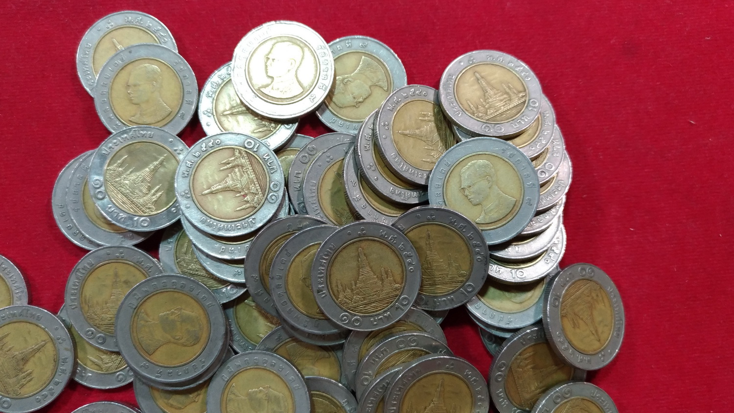 เหรียญ 10 บาทปี40 ผ่านใช้ หายากลำดับ9