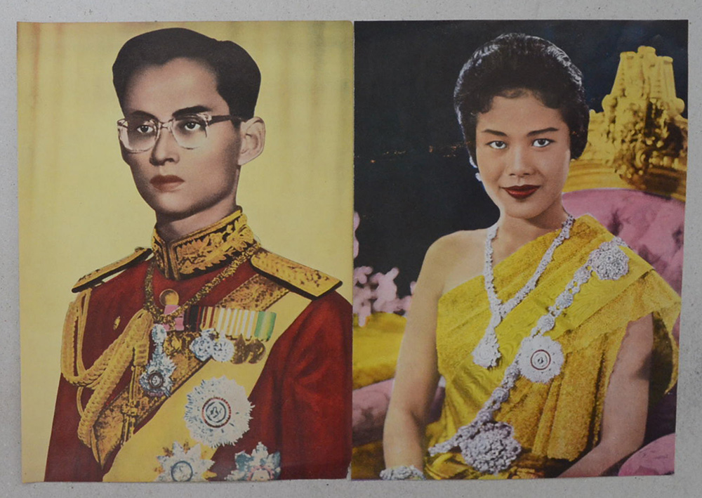 ภาพพิมพ์เก่า (2 ใบ)