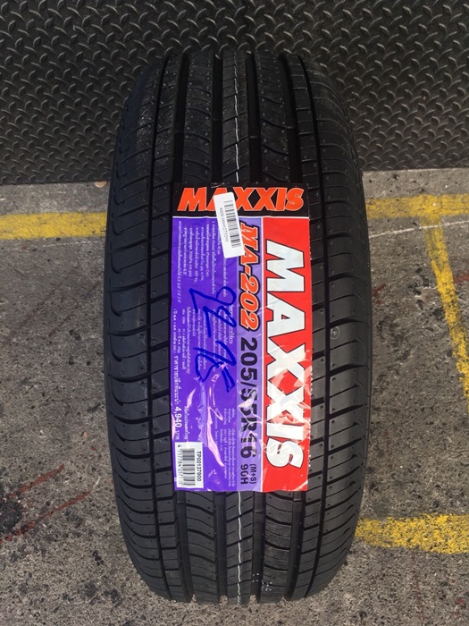 ยาง MAXXIS MA-202 ขนาด 205/55R16