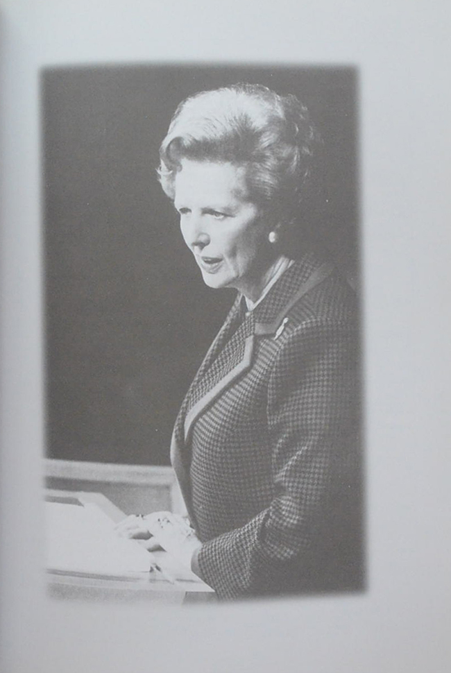 นายเทียน อัชกุล (ท่านผู้หญิงมาร์กาเรต แทตเชอร์)