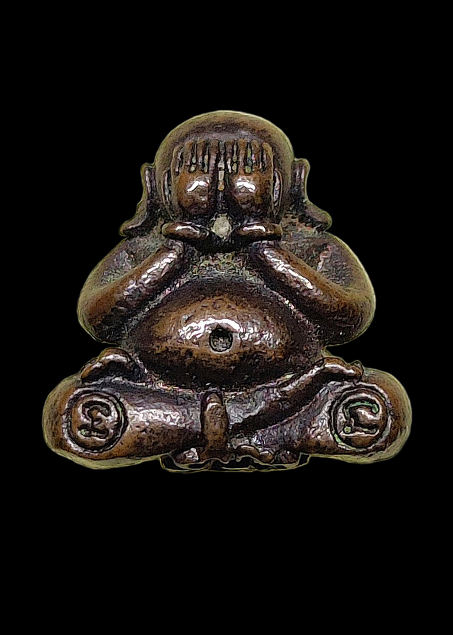 พระปิดตามหาจักรี พ่อท่านคลิ้ง วัดถลุงทอง ปี2525 พุทธาภิเษกณวัดพระมหาธาตุ นครศรีฯ เนื้อนวโลหะ สร้าง 2,225 องค์ สภาพสวยเดิมๆ