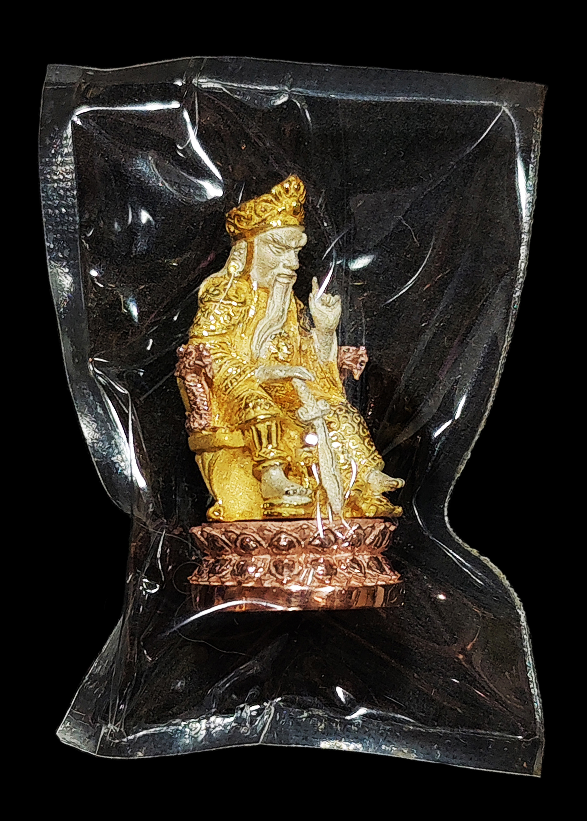 เจ้าพ่อเสือ รุ่นรักษ์แผ่นดิน ปลุกเสก ณ.วัดสามปลื้ม ปี2544 รูปหล่อลอยองค์ เนื้อเงินสามกษัตริย์(3K) พิมพ์ใหญ่ ตอกเลข ๘๙๕ นอนในซีลเดิมๆจากวัดมา21ปี พร้อมกล่องเดิมๆ สวยแชมป์