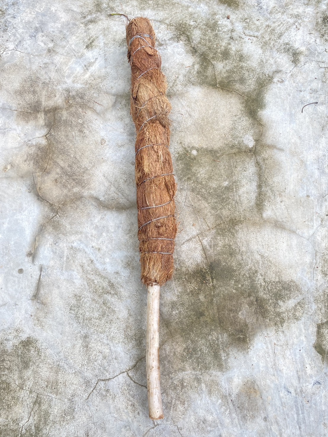 เสาไม้เลื้อยจากกาบมะพร้าวแท้